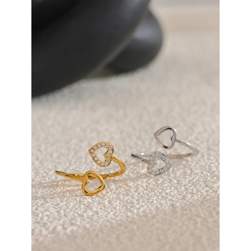 Amavie Ring